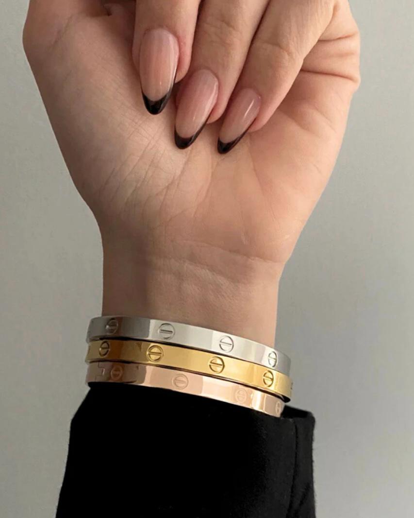 PULSERA KAREN