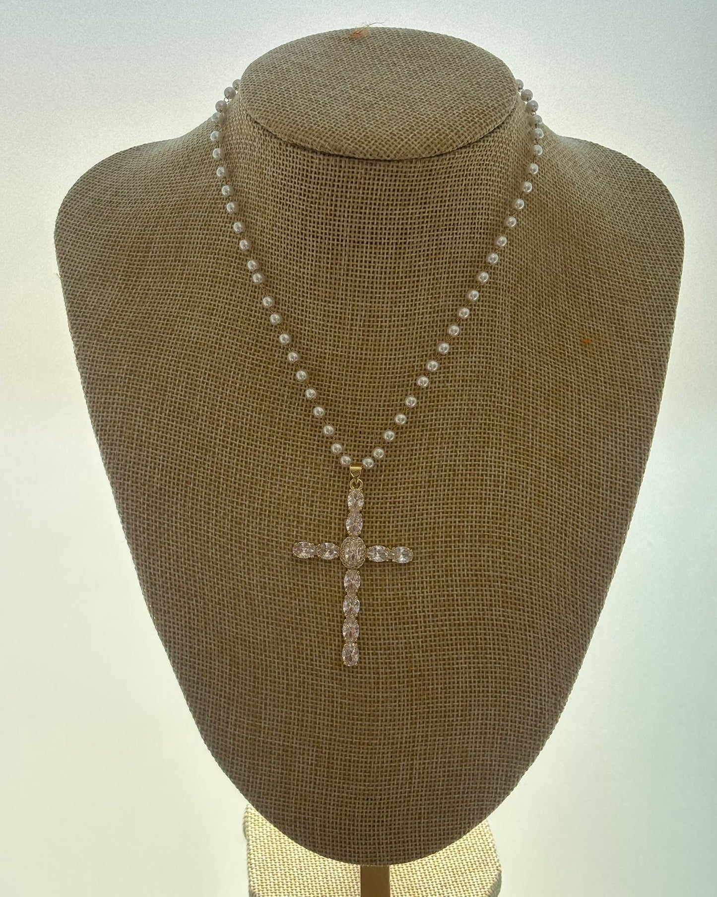 COLLAR CRUZ PERLA
