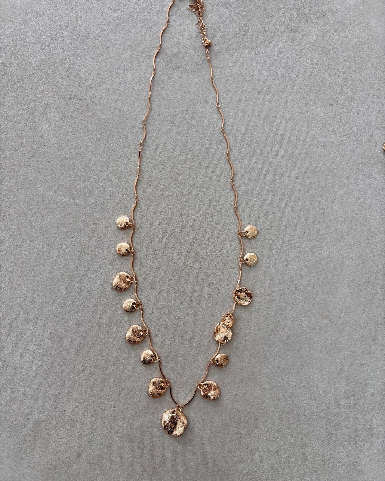 SHORT NECKLACE DELIA