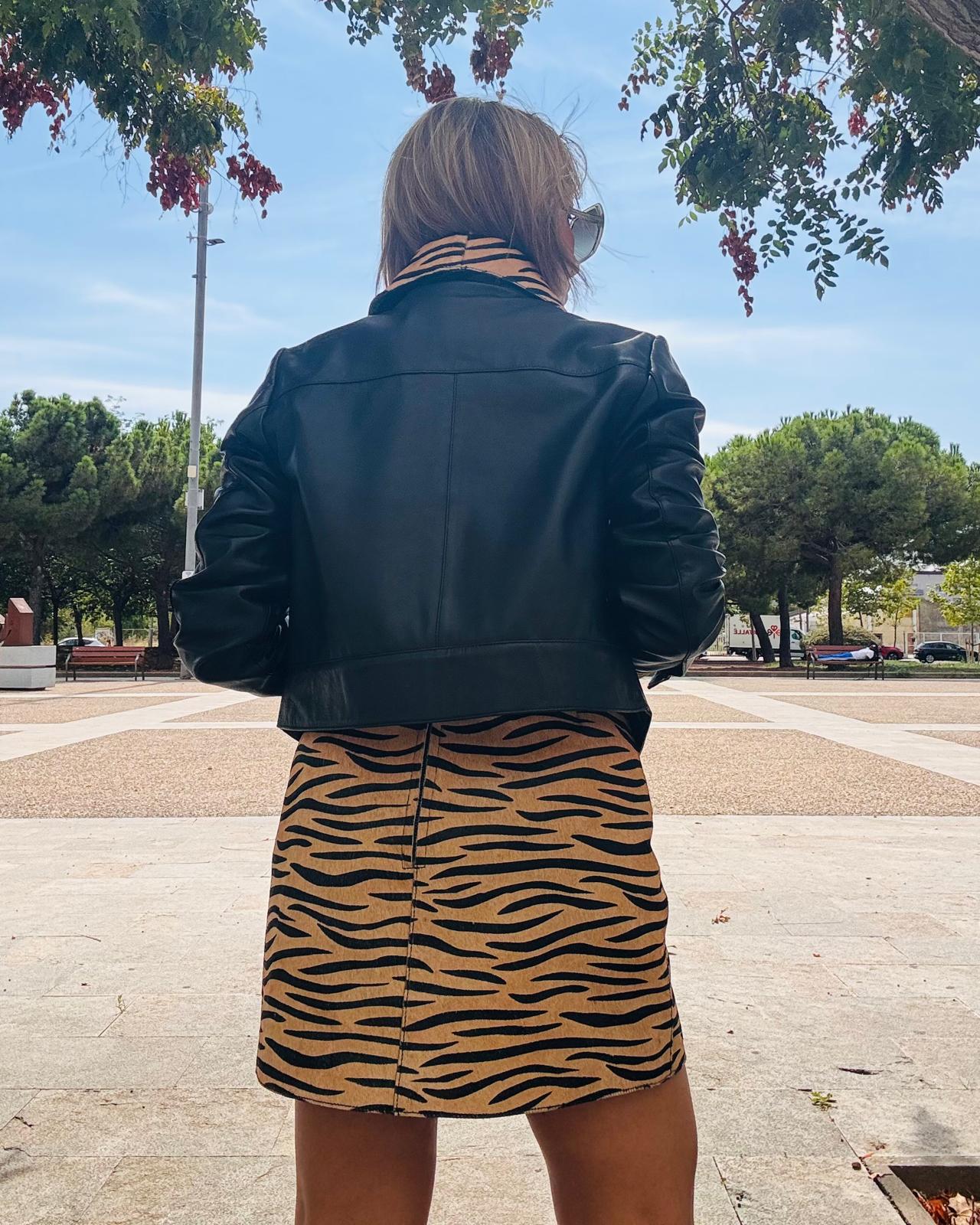 AINARA LEATHER JACKET