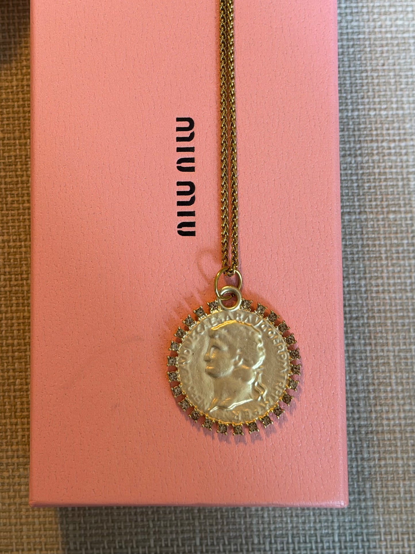 COLLAR MONEDA STRASS
