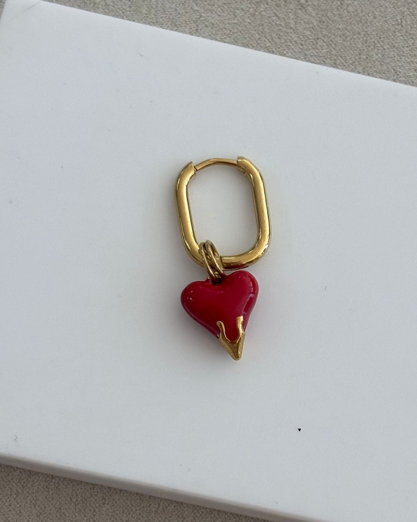 PENDIENTE CUADRADO CON CHARM