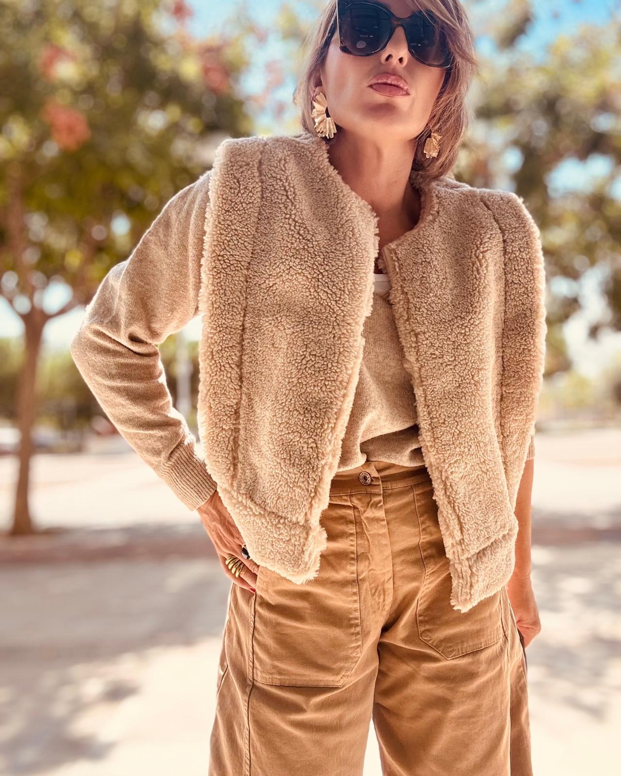 ISABEL VEST PROMO FLASH