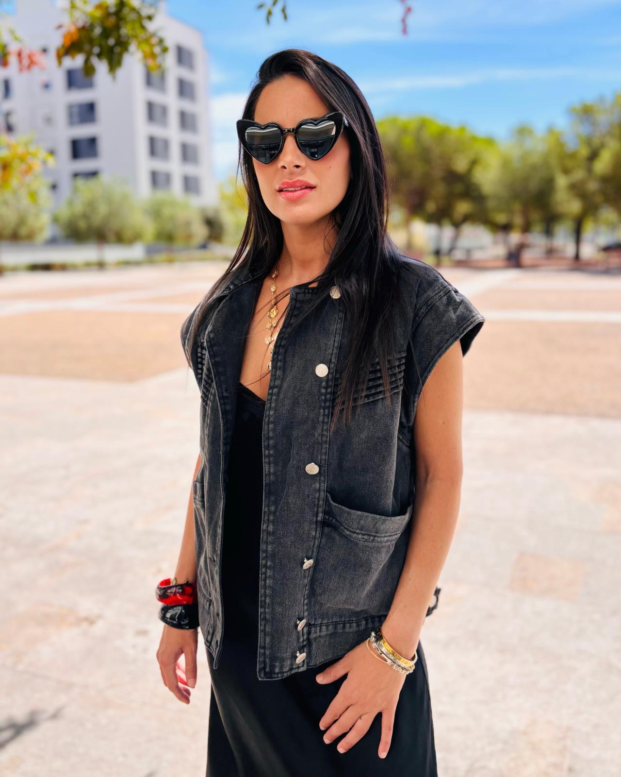 MARA GREY VEST