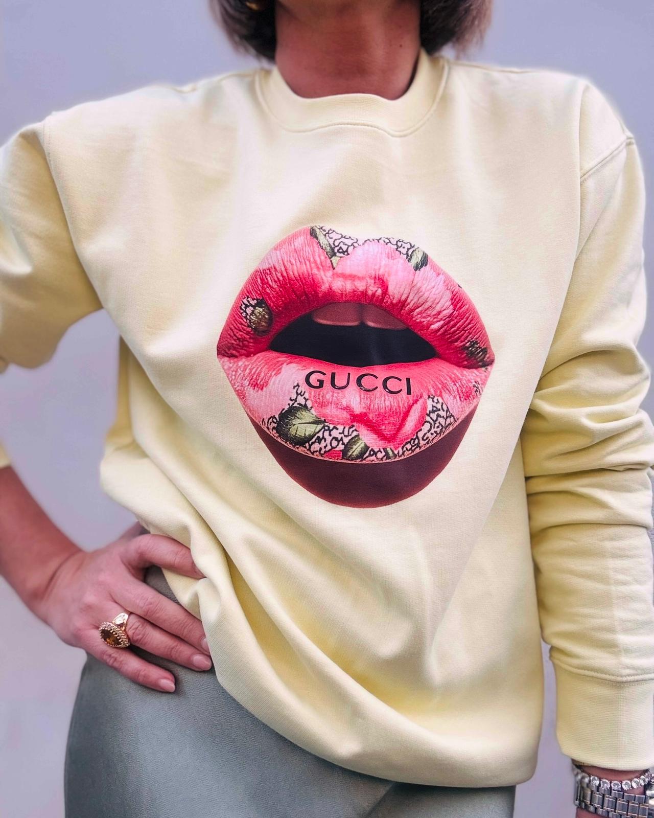 SUDADERA LIPS