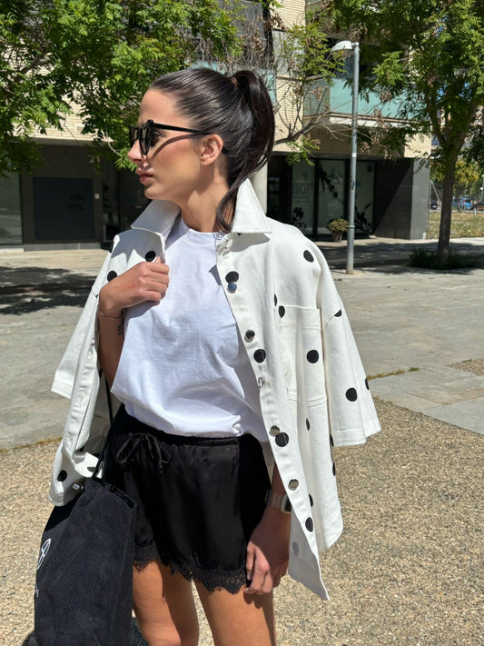 POLKA DOTS SOBRE CAMISA