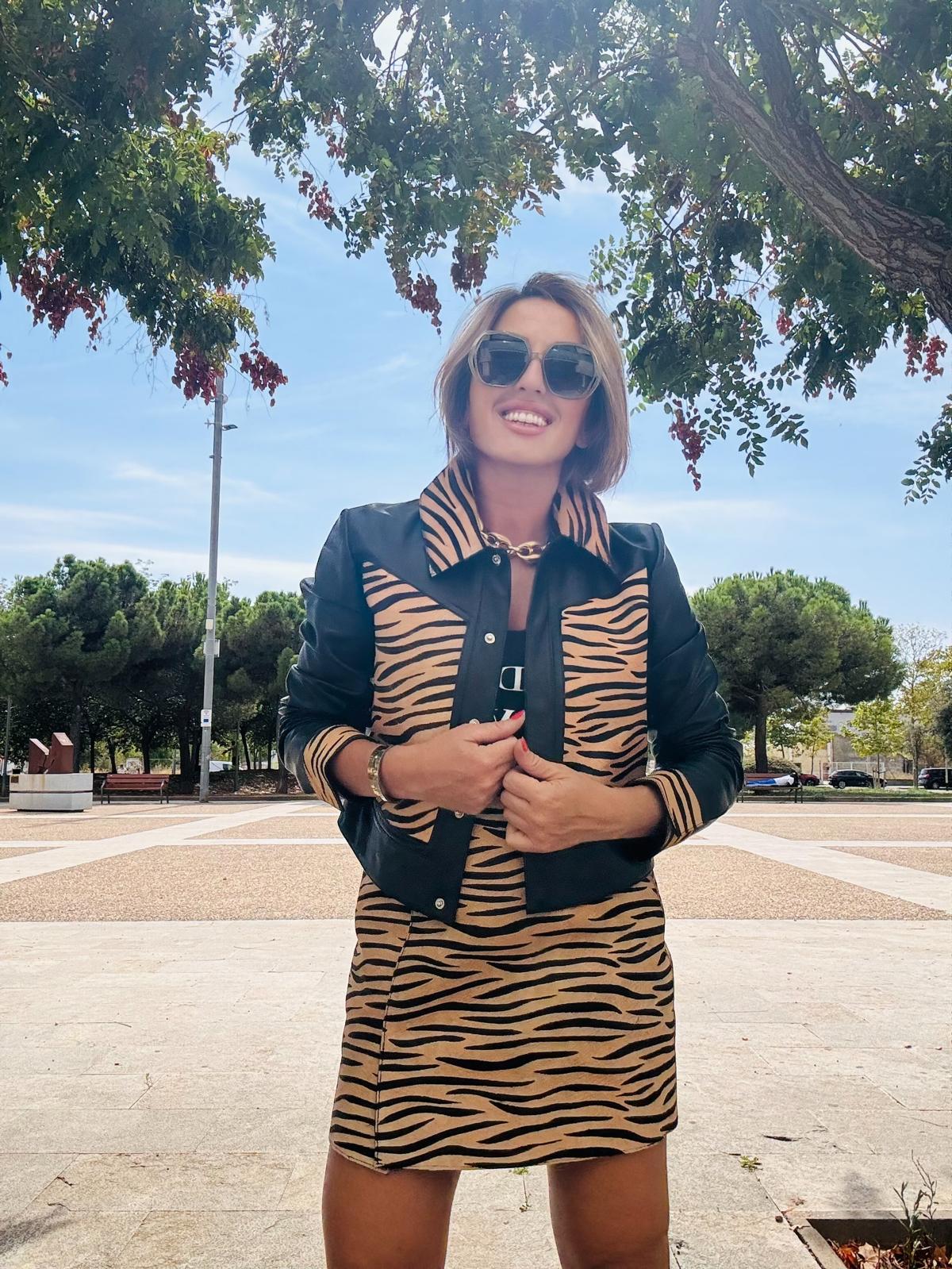 AINARA LEATHER JACKET