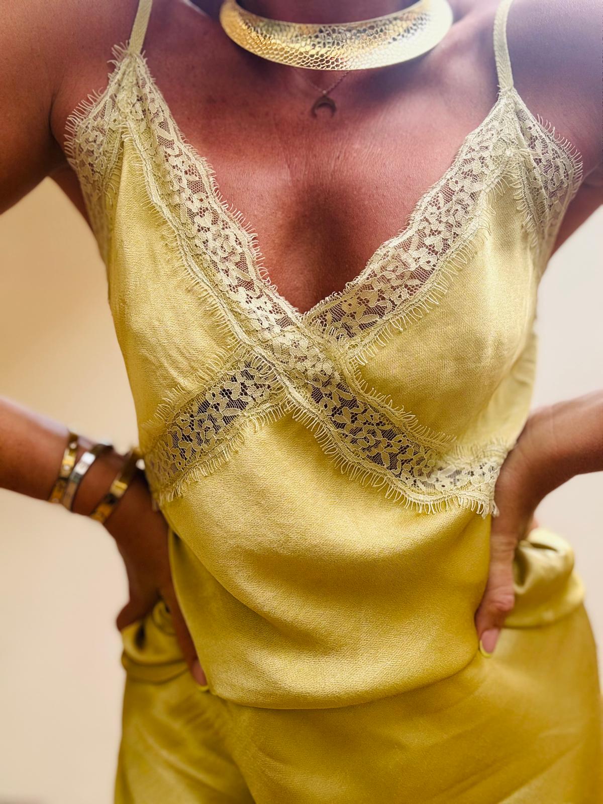 SALLY  SILK TOP