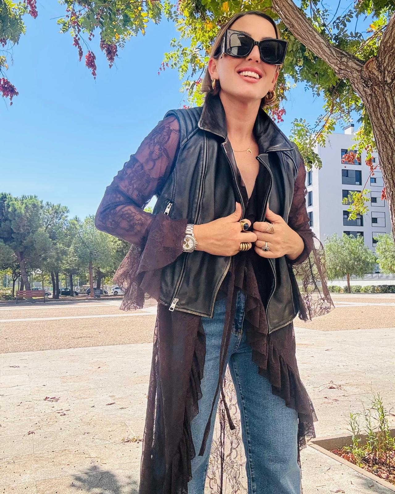 LACE KIMONO.