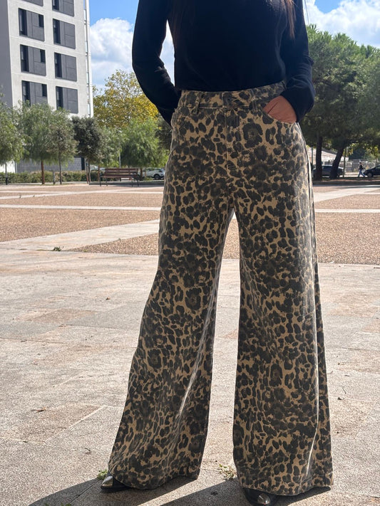 LIZETH PANT