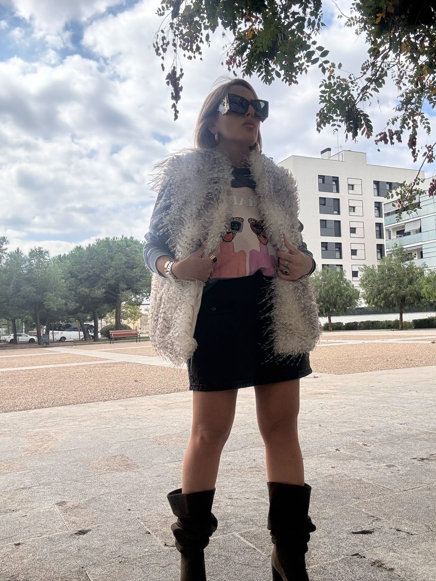 ANINE  VEST
