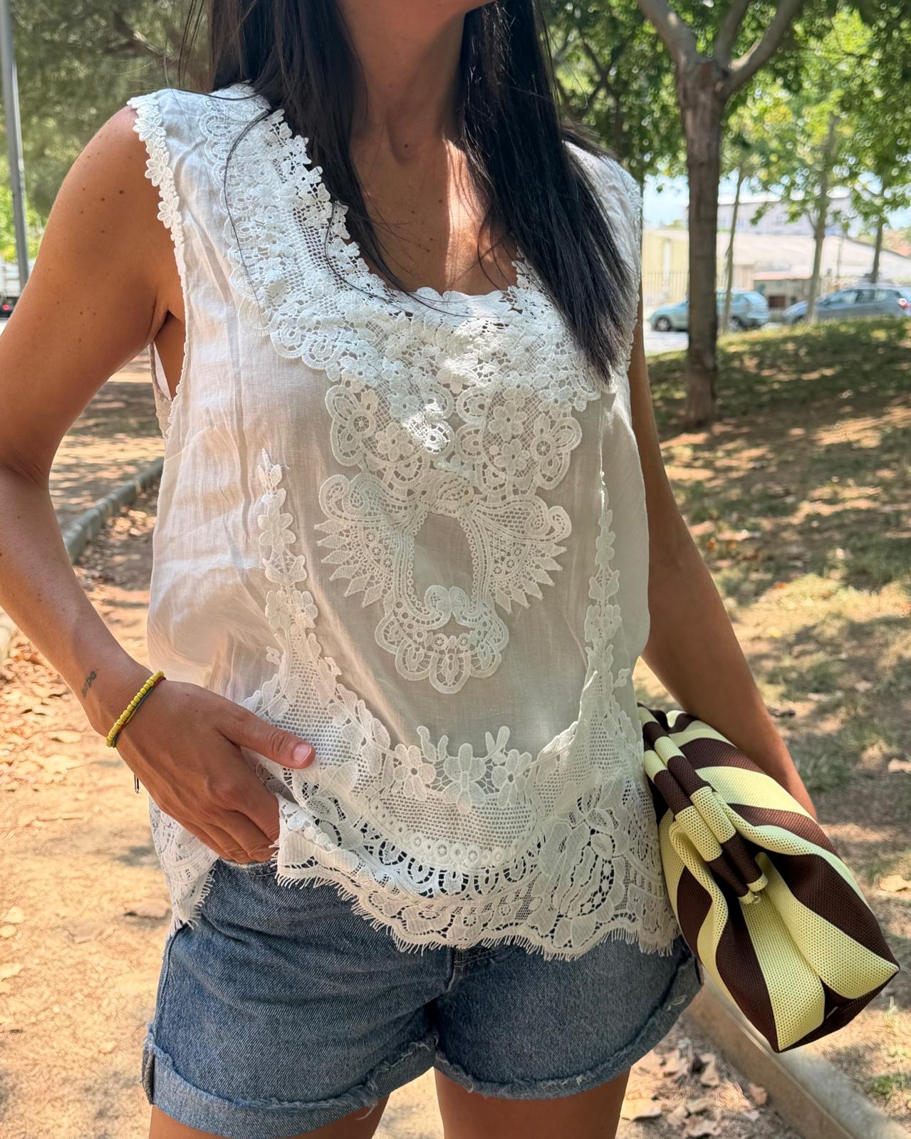 SHIRA TOP