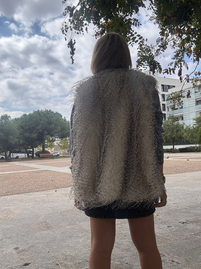 ANINE  VEST