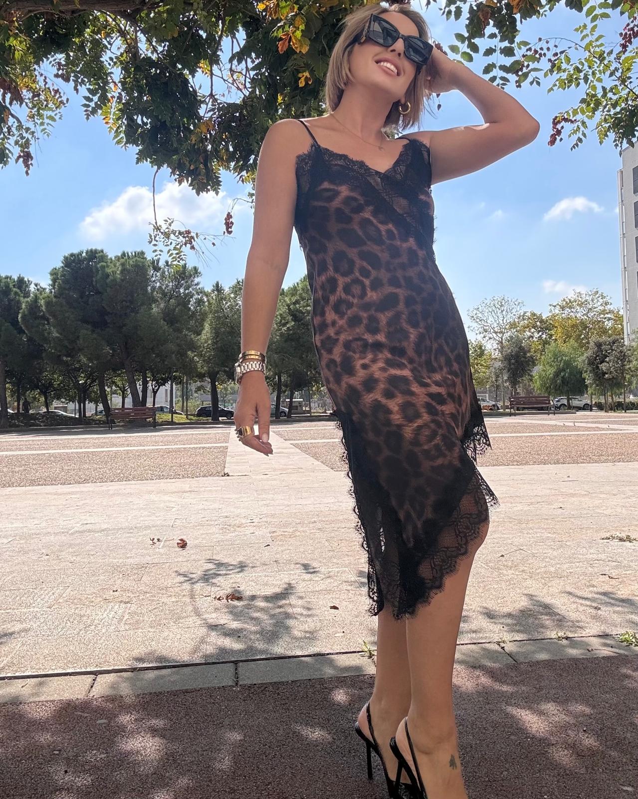 SOFIA DRESS