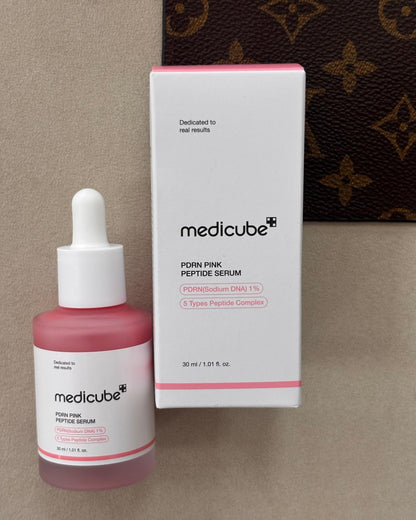 SERUM PINK PEPTIDE MEDICUBE PDRN(pre venta)