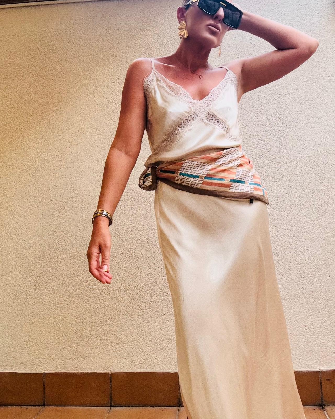 SALLY  SILK TOP