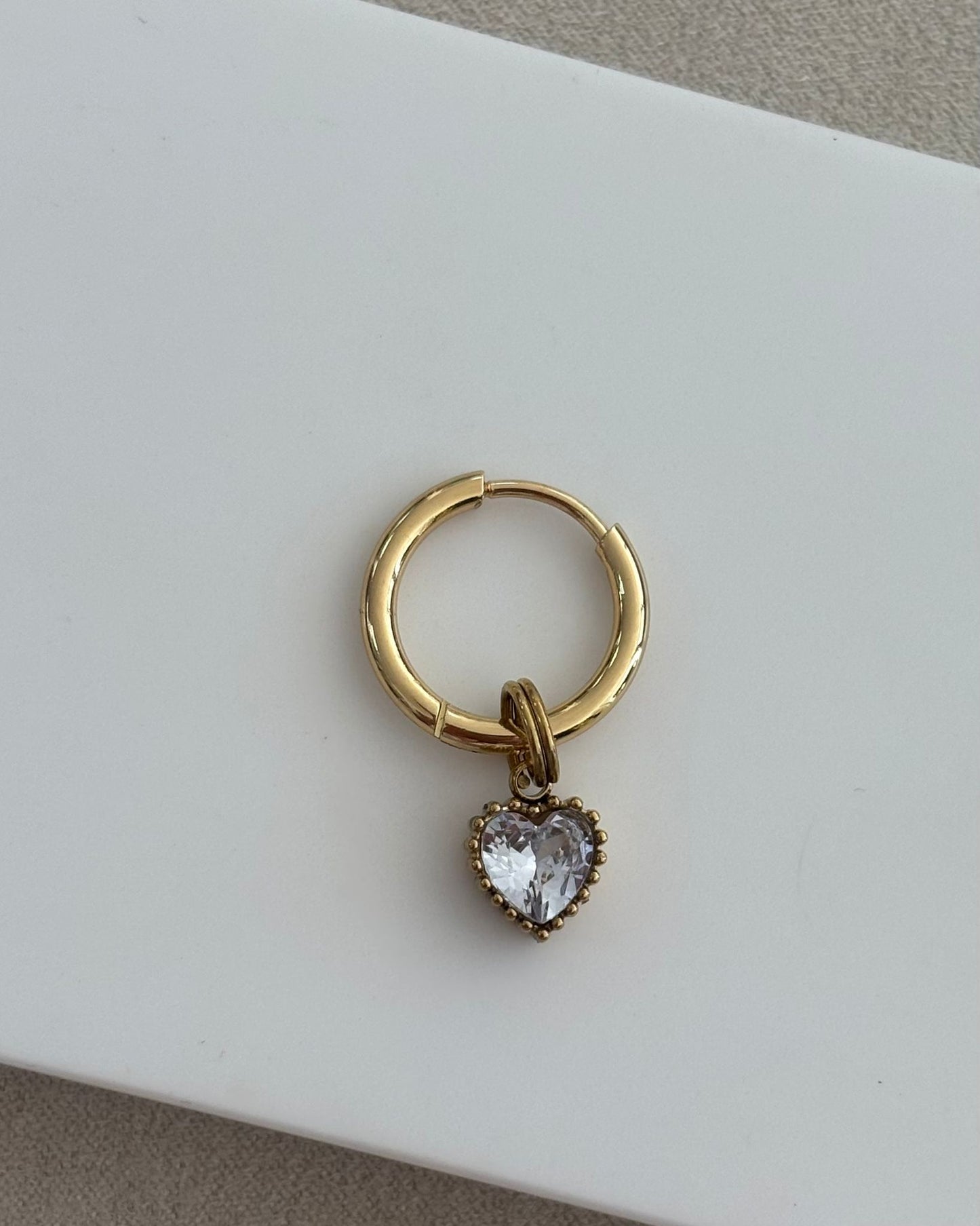ARO MEDIANO CHARM