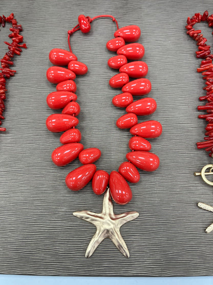 LEANDRA NECKLACE