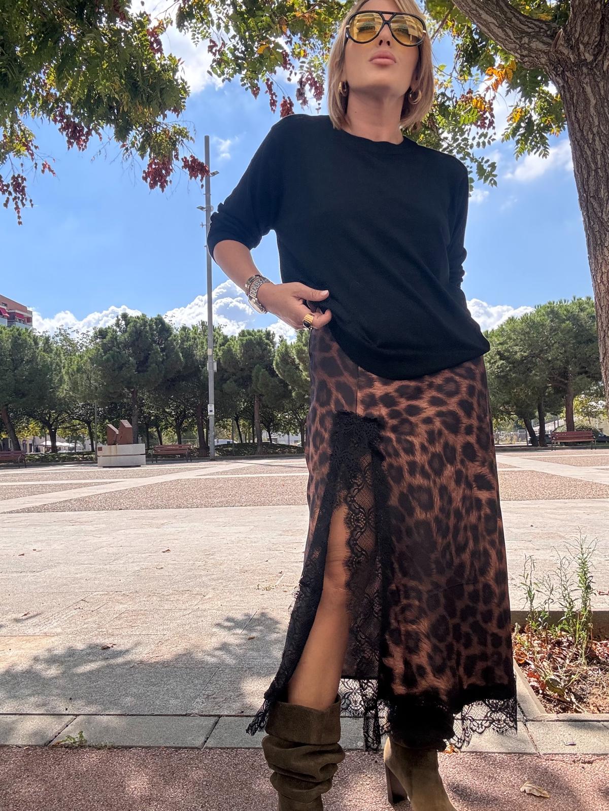 SOFIA SKIRT