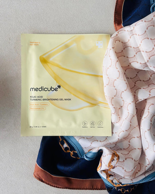MASCARILLA  DE GEL ILUMINADORA MEDICUBE
