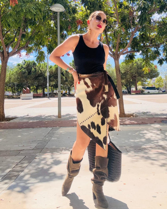 BEYOND SKIRT